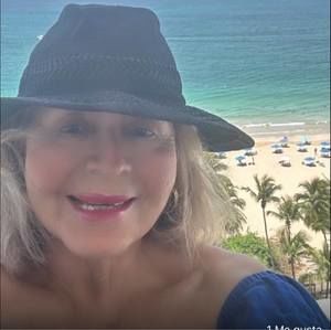 Meet your Posher, Eunice